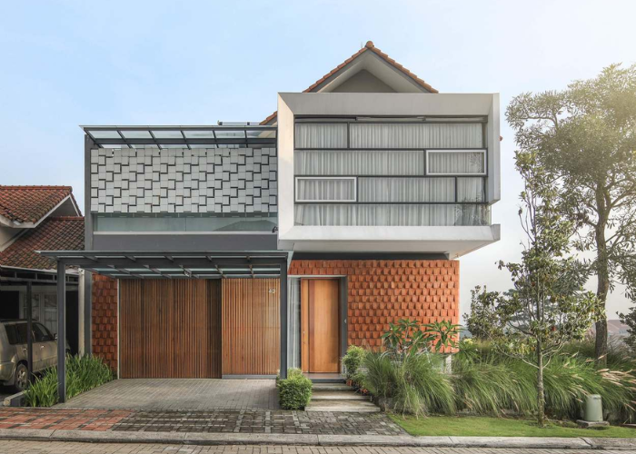Interlock Building